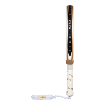 Pala NOX AT10 Genius 12K Xtrem by Agustin Tapia 2026
