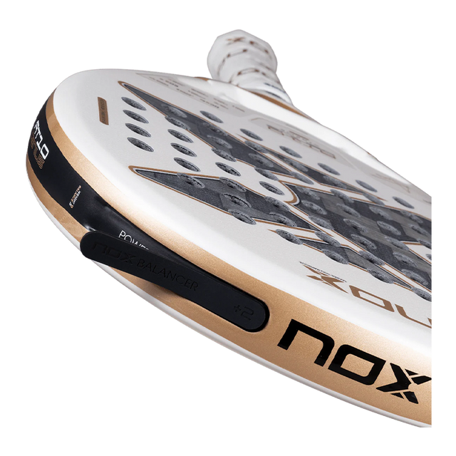 Pala NOX AT10 Genius 12K Xtrem by Agustin Tapia 2026