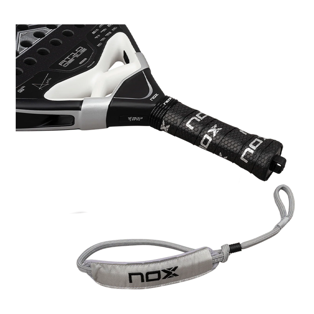 Pala NOX AT10 Genius Attack 18K by Agustin Tapia 2026