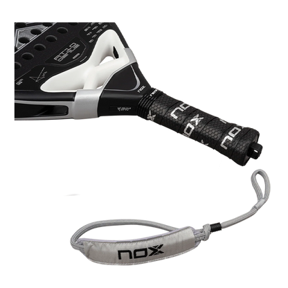 Pala NOX AT10 Genius Attack 18K by Agustin Tapia 2026
