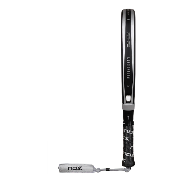 Pala NOX AT10 Genius Attack 18K by Agustin Tapia 2026