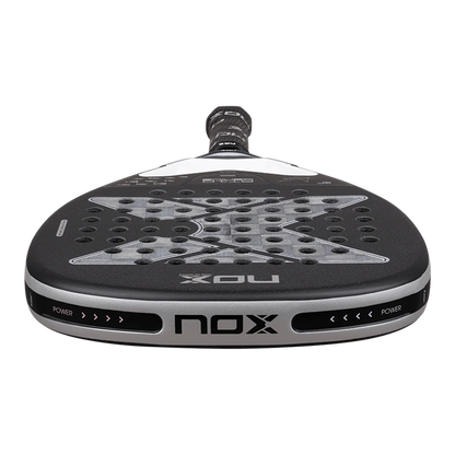 Pala NOX AT10 Genius Attack 18K by Agustin Tapia 2026